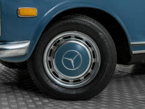 Image 4/50 of Mercedes-Benz 280 SL (1969)