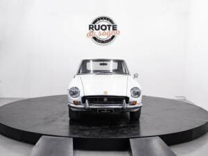 Image 3/50 of MG MGB GT (1971)