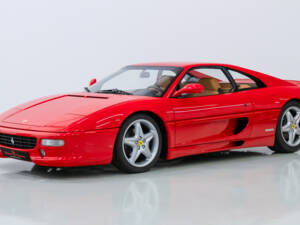 Imagen 10/39 de Ferrari F 355 Berlinetta (1997)