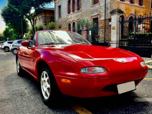 Immagine 6/8 di Mazda MX-5 1.6 (1996)