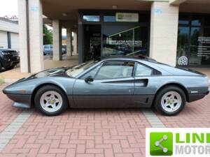 Image 4/10 de Ferrari 208 GTB Turbo (1984)