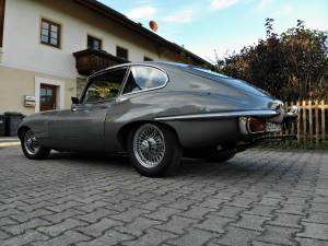 Imagen 4/28 de Jaguar E-Type (2+2) (1968)