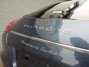 Image 18/99 of Porsche Panamera Turbo (2009)