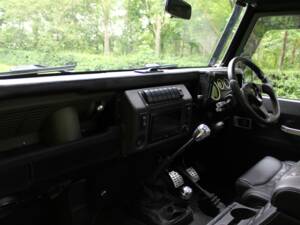 Imagen 11/16 de Land Rover Defender 90 Td5 (1999)
