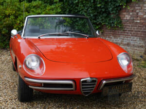 Image 34/50 of Alfa Romeo 1750 Spider (1969)