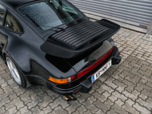 Bild 25/85 von Porsche 911 Turbo 3.3 (WLS) (1985)