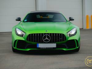 Image 2/20 of Mercedes-AMG GT-R (2018)