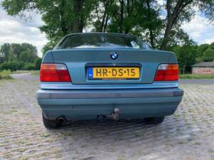 Bild 3/6 von BMW 316i (1994)
