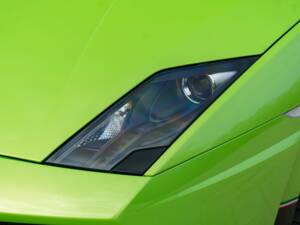 Image 23/50 of Lamborghini Gallardo LP 570-4 Superleggera (2011)