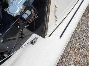 Image 16/50 of Morgan 4&#x2F;4 1800 (1994)