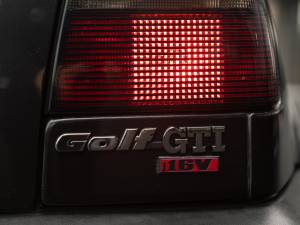 Bild 15/29 von Volkswagen Golf III 2.0 16V GTI (1994)