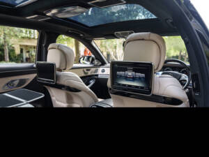 Image 30/42 of Mercedes-Benz Maybach S 600 (2015)