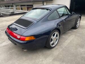 Image 3/8 of Porsche 911 Carrera (1996)