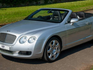 Image 6/12 of Bentley Continental GTC (2008)