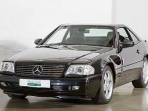 Bild 2/20 von Mercedes-Benz SL 320 (2000)