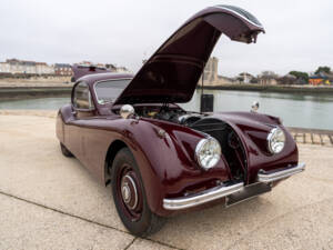 Image 42/50 of Jaguar XK 120 SE FHC (1952)