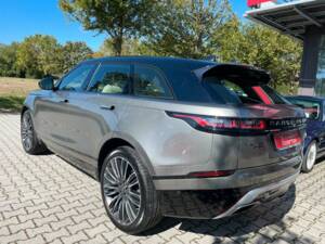 Bild 8/19 von Land Rover Range Rover Velar P300 (2018)