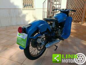 Image 4/10 de Moto Guzzi DUMMY (1952)