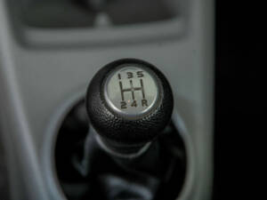 Image 33/48 of Suzuki Alto (2010)