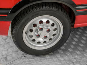 Image 37/50 of Peugeot 205 GTi 1.6 (1986)