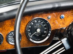 Image 14/50 of Austin-Healey 3000 Mk III (BJ8) (1964)