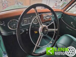 Image 6/10 of Mercedes-Benz 220 Cabriolet A (1954)