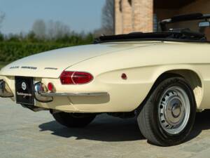 Image 26/50 of Alfa Romeo 1750 Spider Veloce (1969)