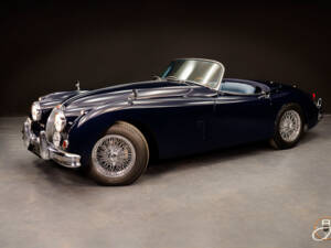 Imagen 1/18 de Jaguar XK 150 OTS (1958)