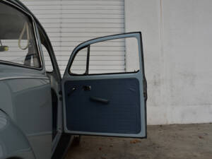 Bild 40/75 von Volkswagen Coccinelle 1500 (1967)