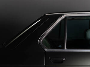 Immagine 13/43 di BMW 528i (1986)
