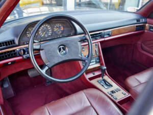 Bild 3/50 von Mercedes-Benz 500 SEC (1989)