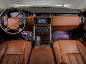 Bild 17/34 von Land Rover Range Rover Autobiography SDV8 (2015)
