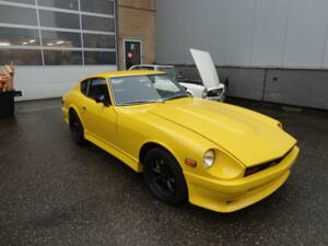 Image 35/42 of Datsun 240 Z (1970)