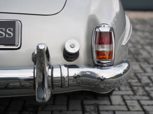 Immagine 32/50 di Mercedes-Benz 190 SL (1960)