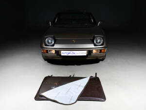 Image 24/44 de Porsche 924 (1983)