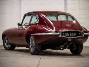 Imagen 3/8 de Jaguar E-Type (2+2) (1968)