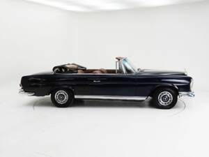 Imagen 15/15 de Mercedes-Benz 220 SE b (1964)