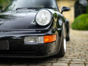 Image 12/64 de Porsche 911 Turbo 3.3 (1991)