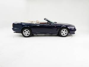 Image 6/15 of Aston Martin Virage Volante (1994)