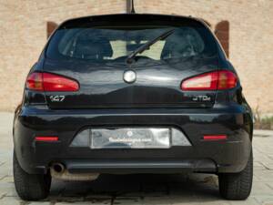 Immagine 8/50 di Alfa Romeo 147 1.9 JTD (2007)