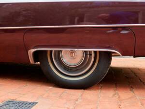 Bild 75/200 von Cadillac Coupe DeVille (1968)