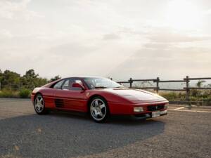 Bild 5/7 von Ferrari 348 Challenge (1990)