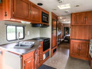 Immagine 12/28 di Coachmen Mirada 350 DS (2008)