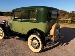 Imagen 7/10 de Ford Model A Tudor Sedan (1929)