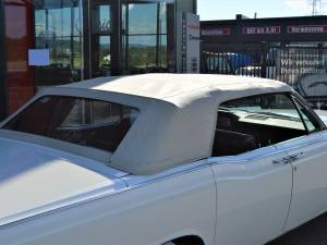 Image 13/50 of Lincoln Continental Convertible (1967)