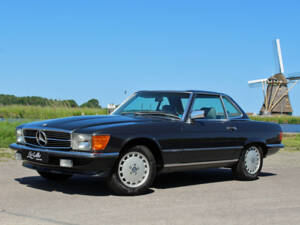 Image 8/23 of Mercedes-Benz 560 SL (1987)