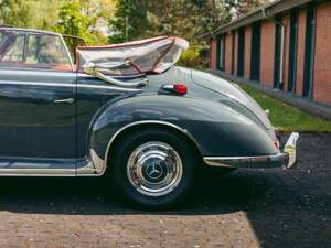 Immagine 19/25 di Mercedes-Benz 300 Sc Cabriolet A (1956)