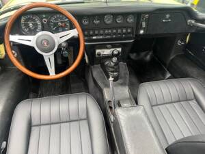 Image 5/5 of Jaguar E-Type (1969)