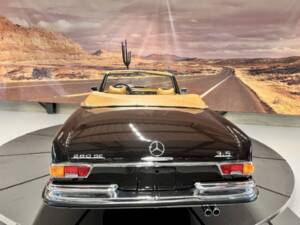 Bild 9/37 von Mercedes-Benz 280 SE 3,5 (1970)