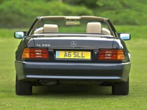 Image 14/50 of Mercedes-Benz SL 500 (1995)